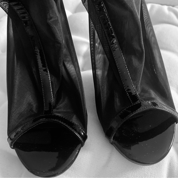 Black Mesh Peep Toe lucite heels. - Picture 6 of 9
